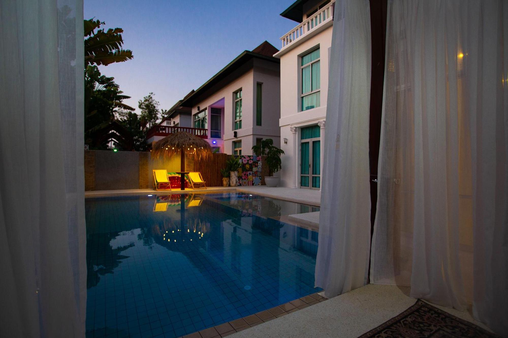 Nagawari Art Maldives Pattaya Villa Na Chom Thian Extérieur photo