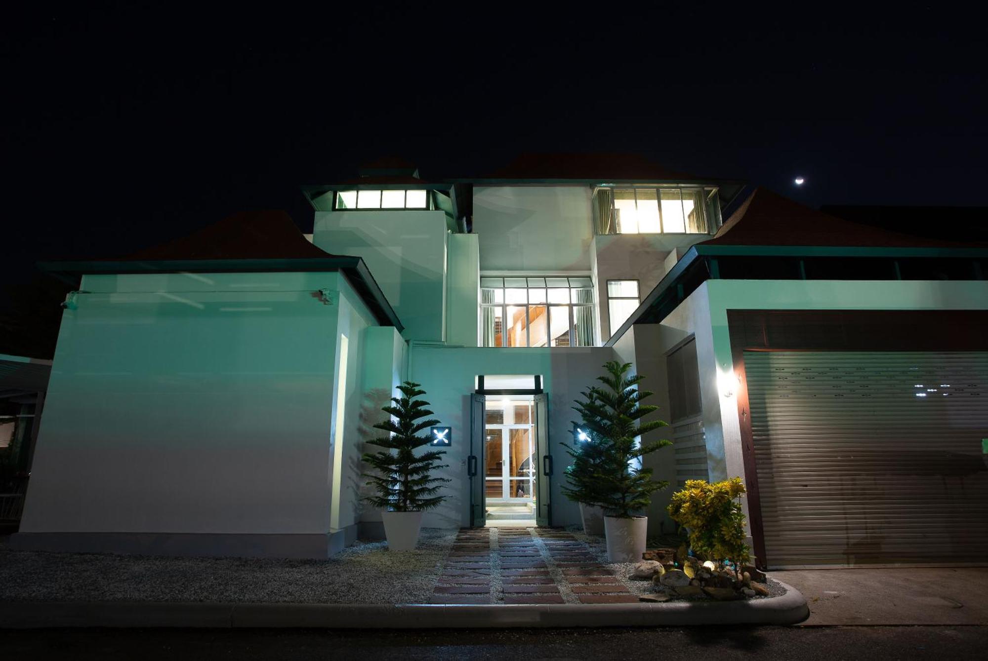 Nagawari Art Maldives Pattaya Villa Na Chom Thian Extérieur photo