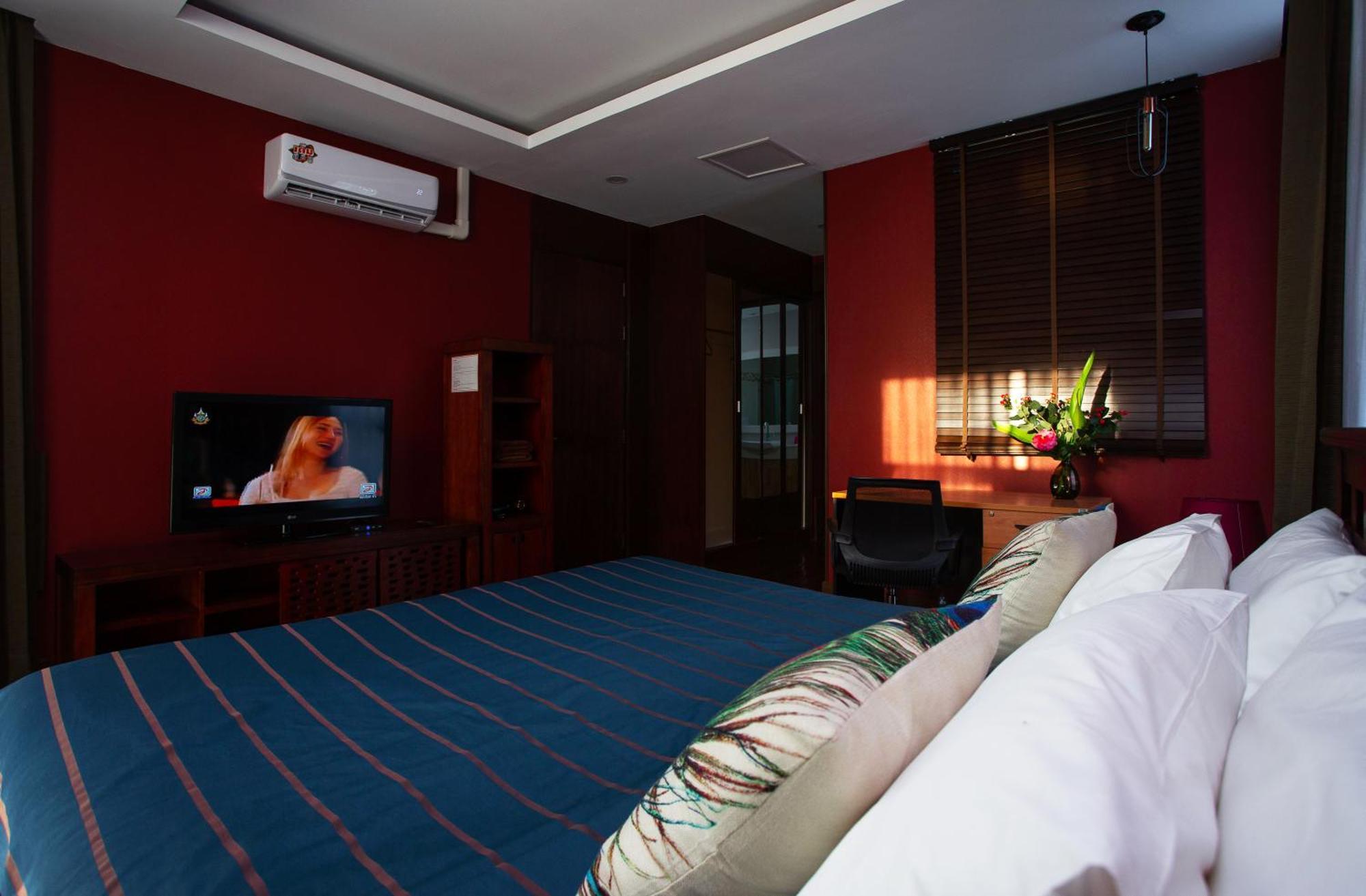 Nagawari Art Maldives Pattaya Villa Na Chom Thian Extérieur photo